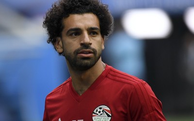 熊猫体育动态-加纳队更衣室赛后感人一幕